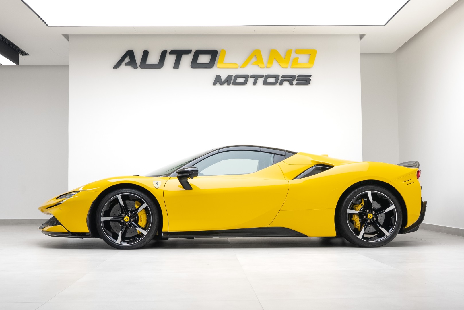 2023 FERRARI SF90 SPIDER | ASSETTO FIORANO | GCC | MAIN DEALER WARRANTY SERVICE